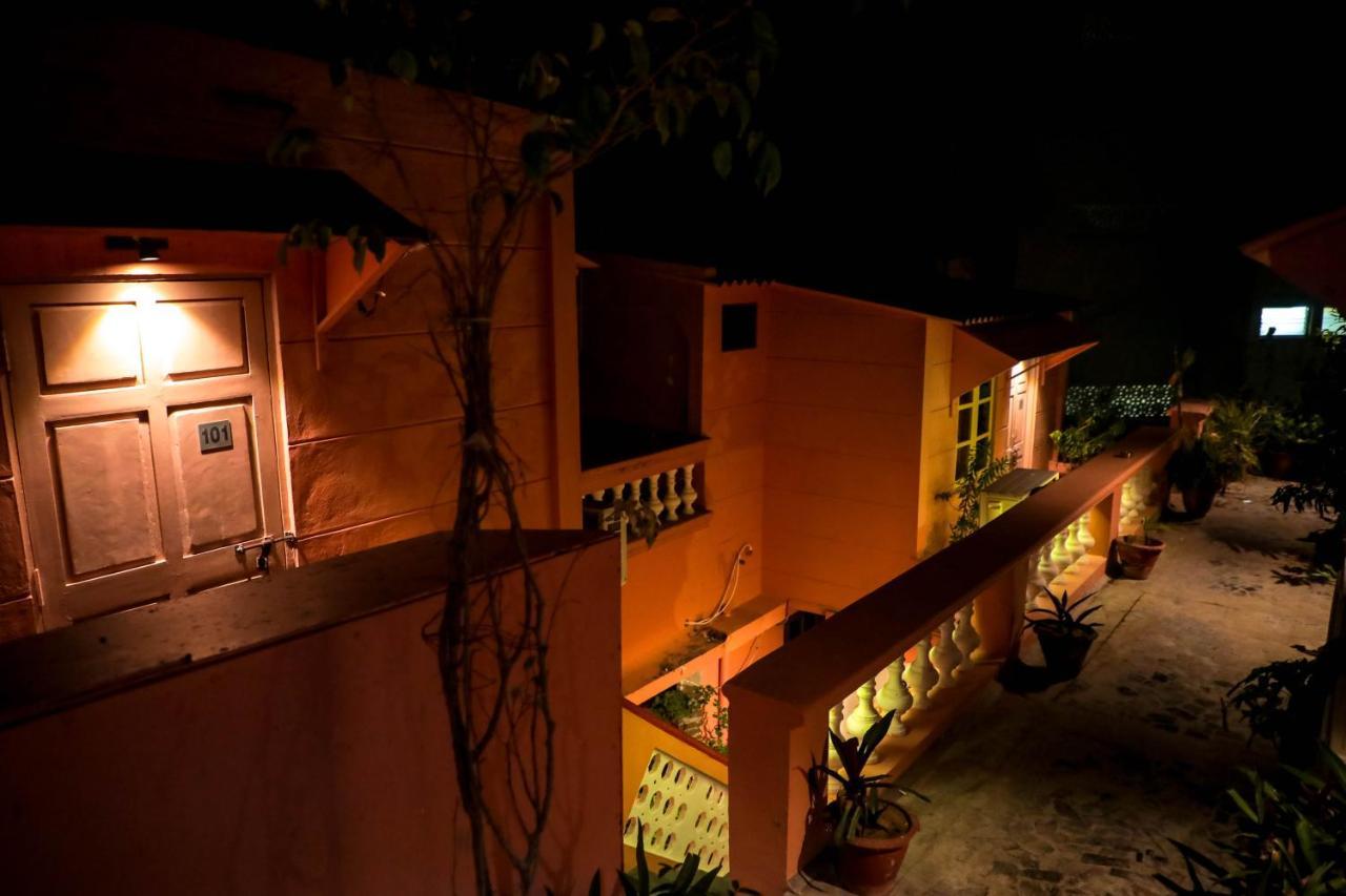 French Villa Ποντισερί Εξωτερικό φωτογραφία